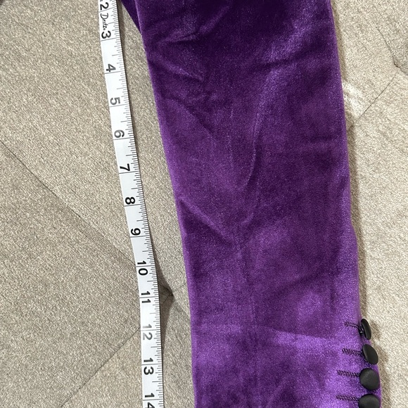 Men’s Coofandy Elegant Purple Velvet Blazer - Picture 3 of 9